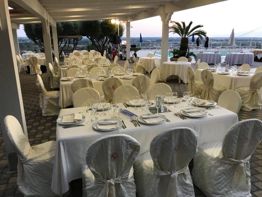 Hotel Ristorante Paradiso Albanella Bagian luar foto