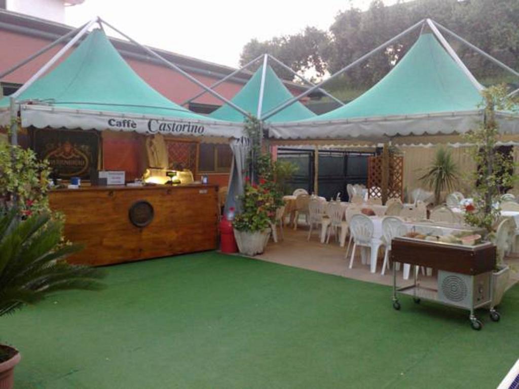 Hotel Ristorante Paradiso Albanella Bagian luar foto