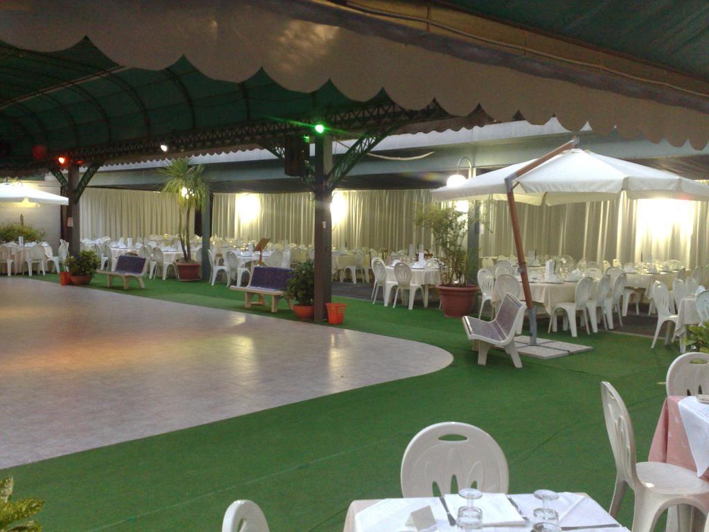 Hotel Ristorante Paradiso Albanella Bagian luar foto
