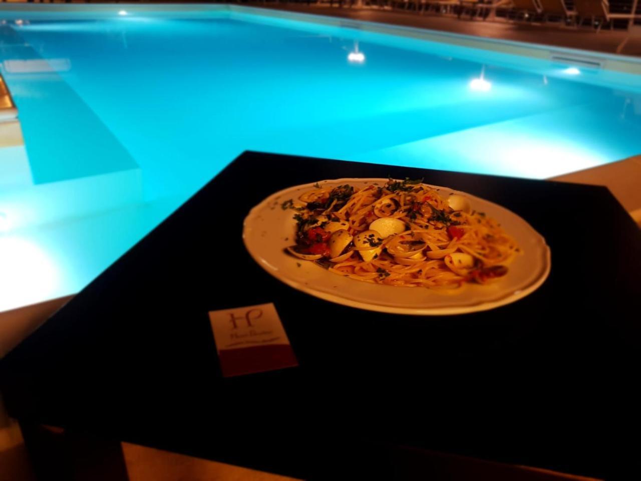 Hotel Ristorante Paradiso Albanella Bagian luar foto